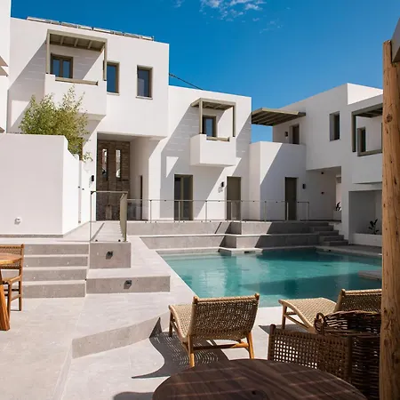 מלון Mazee Paros נאוסה