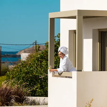 Mazee Paros Naousa (Paros)