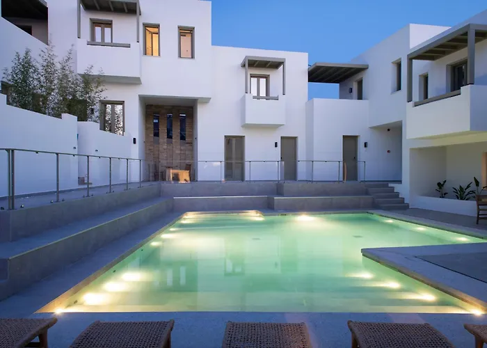 Mazee Paros Hotel Naousa