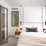 Mazee Paros Hotel Naousa (Paros)