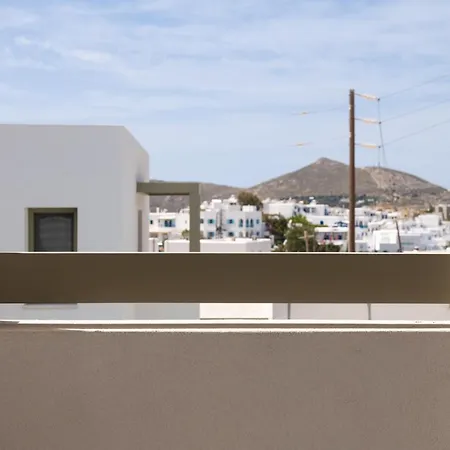 Mazee Paros Hotel 3*