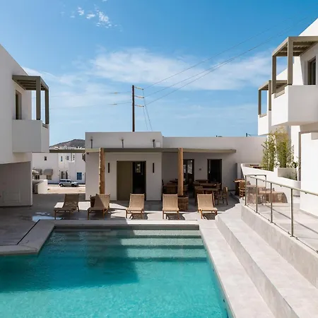 Mazee Paros Hotel 3*