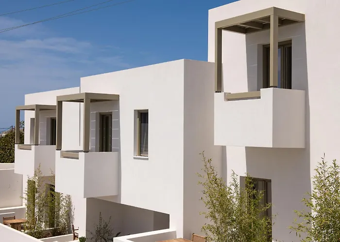 Mazee Paros Hotel Naousa